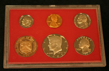 1982 Proof Set obverse