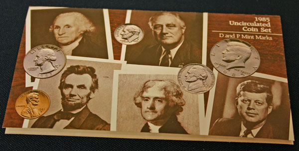 1985 Mint Set front of insert large view 1985 Mint Set front of insert large view