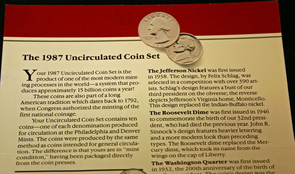1987 Mint Set top of insert large view 1987 Mint Set top of insert large view