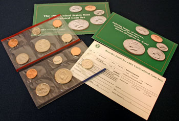 1993 Mint Set opened showing coins and contents