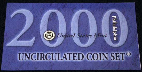 2000 Mint Set front of Philadelphia insert describing uncirculated coins 2000 Mint Set front of Philadelphia insert describing uncirculated coins