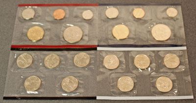 2003 Mint Set reverse view of uncirculated coins