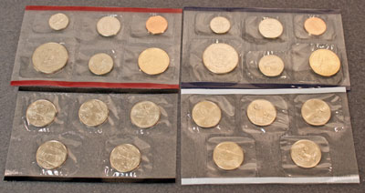 2004 Mint Set reverse view of uncirculated coins