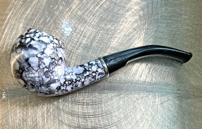 Black and white resin tobacco pipe